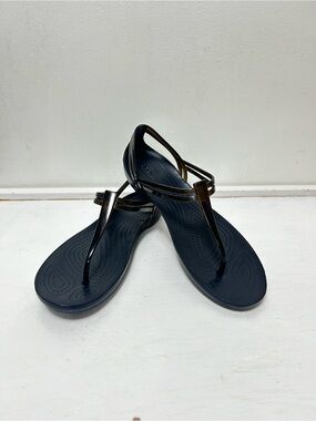 Crocs Women’s Isabella Black T-Strap Jelly Thong Iconic Comfort Sandals Size 9